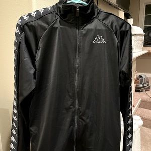 Men’s Kappa track jacket EUC size L comes from smoke free home great condition